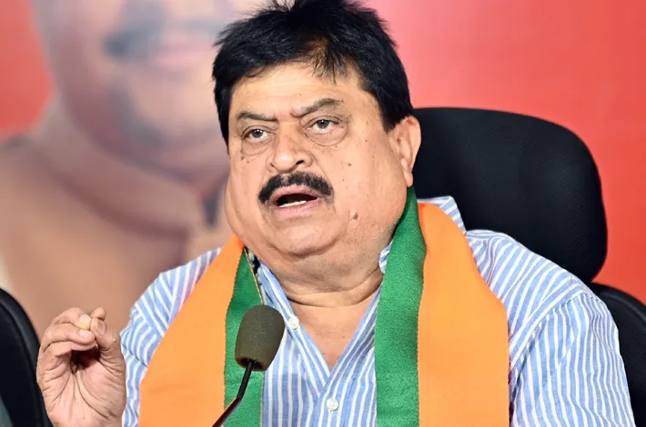 బానిసత్వమే కాంగ్రెస్ నైజం 