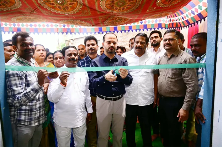 రైతులకు నాణ్యమైన విత్తనాలు, ఎరువులు అందించాలి