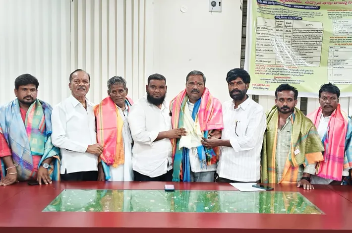 గంభీరావుపేట సింగిల్ విండో చైర్మన్‌గా వేషాల వెంకటి నియామకం